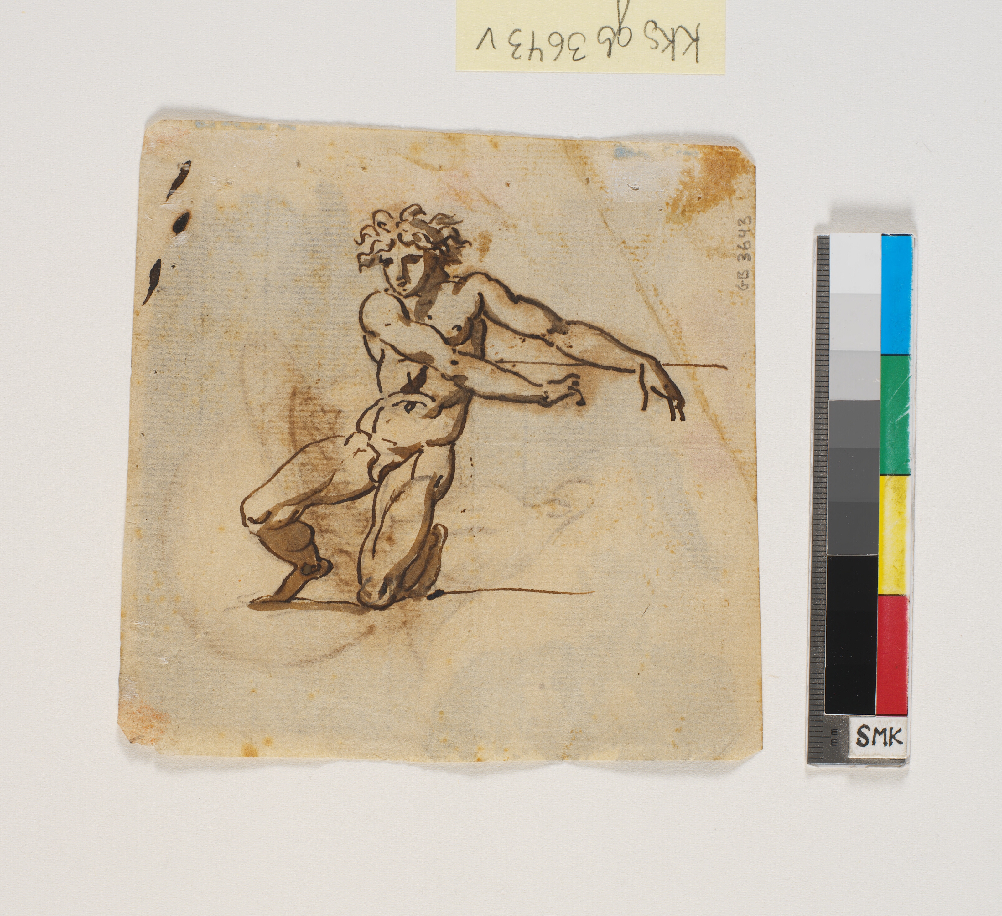 Knælende nøgen mand med begge arme strakt mod højre